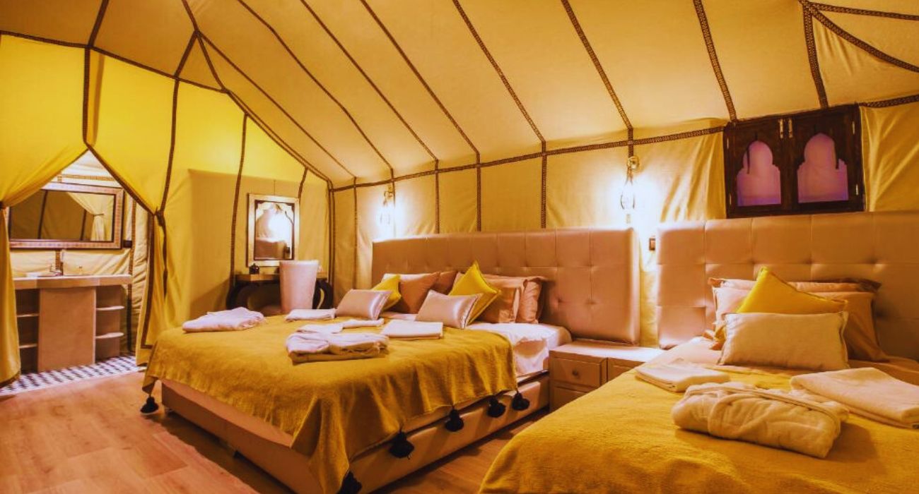 quadruple luxury tent